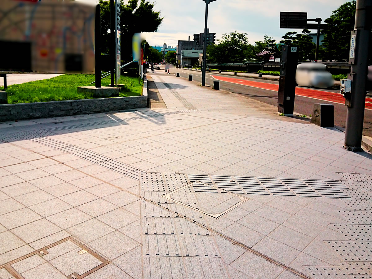 鶴岡市　道路拡幅改良工事